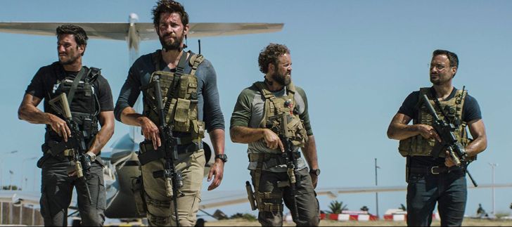 David Denman, John Krasinski, Pablo Schreiber, and Dominic Fumusa in 13 Hours (2016)