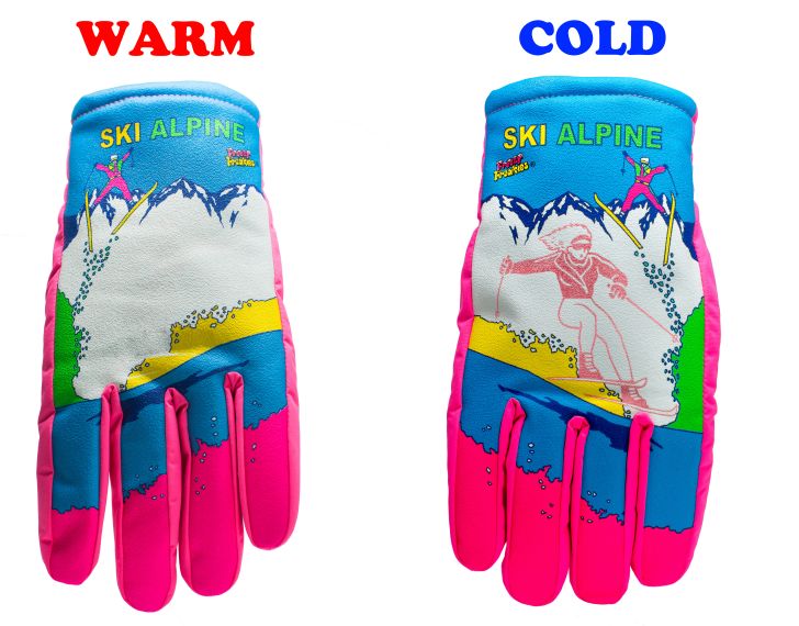 An image of a skier is shown on the cold gloves, compared to the warm gloves with no skier on them