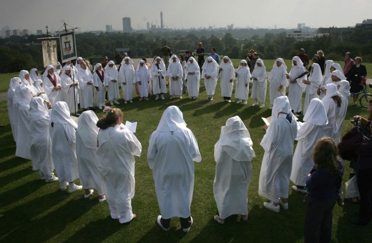 Members of The Druid Order of London conduct a ceremony on Primrose Hill to celebrate the Autumn Equinox on September 22, 2008 in London, England.