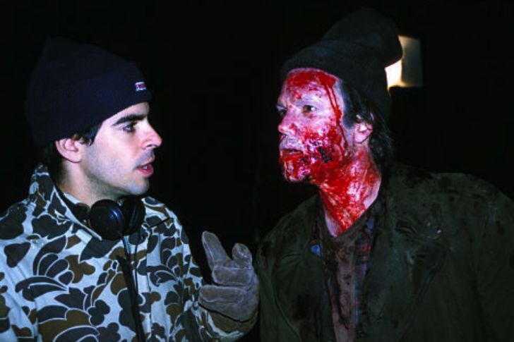 Eli Roth and Arie Verveen in 'Cabin Fever' (2003)