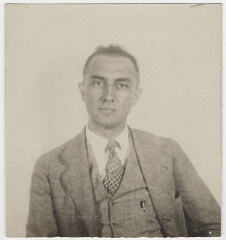 Photo of William Carlos Williams.