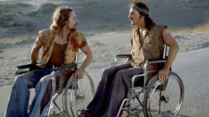 Tom Cruise and Willem Dafoe in 'Born on the Fourth of July' (1989)