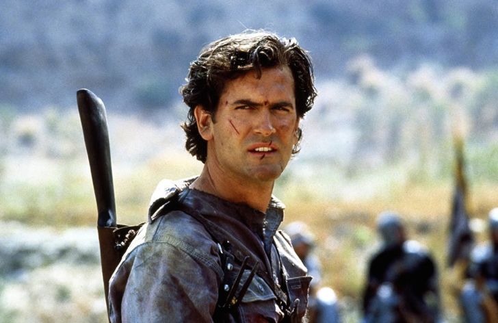 Bruce Campbell stars in 'Army of Darkness' (1992)