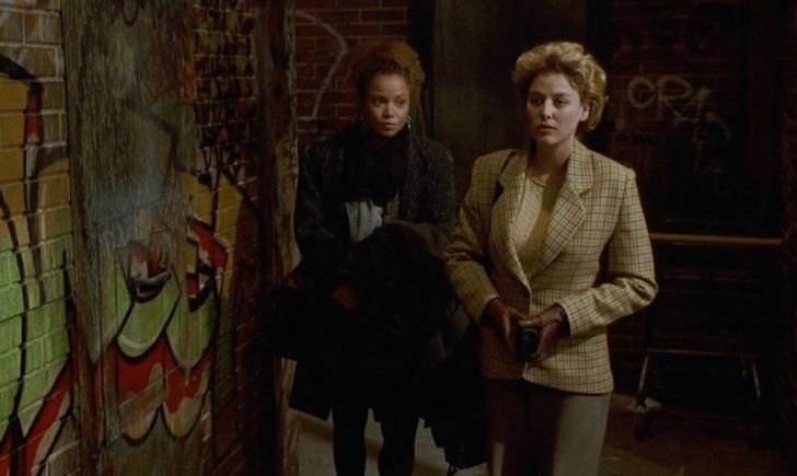 Kasi Lemmons and Virginia Madsen in 'Candyman'