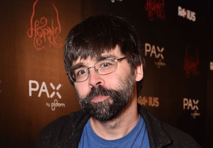 A photo of Stephen King's son, author Joe Hill