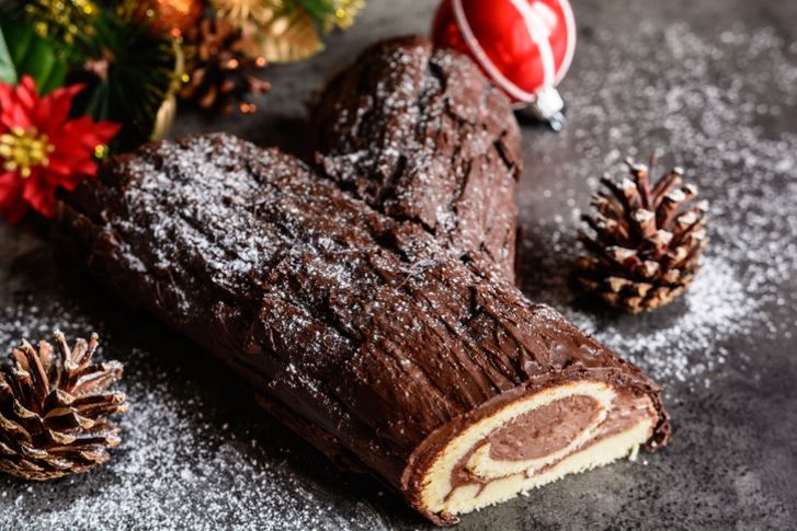 A photo of a yule log