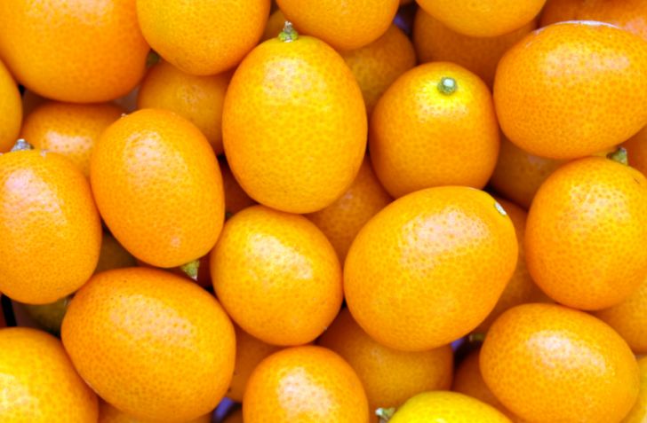 A bunch of kumquats